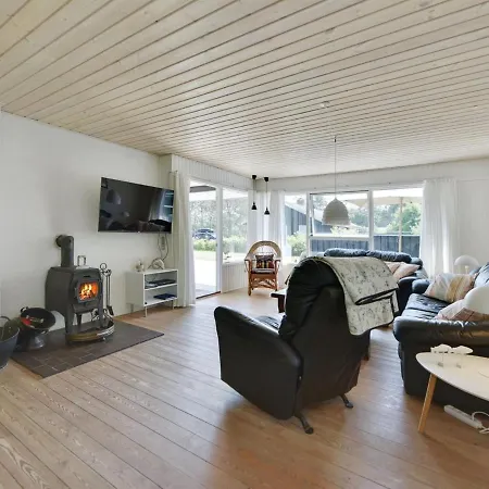Holiday home Aurel - 750m From The Sea In Western Jutland By Interhome *